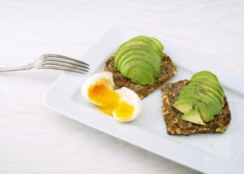 Lo hacemos en España y es un gran error: el comunicado de una nutricionista que debemos conocer