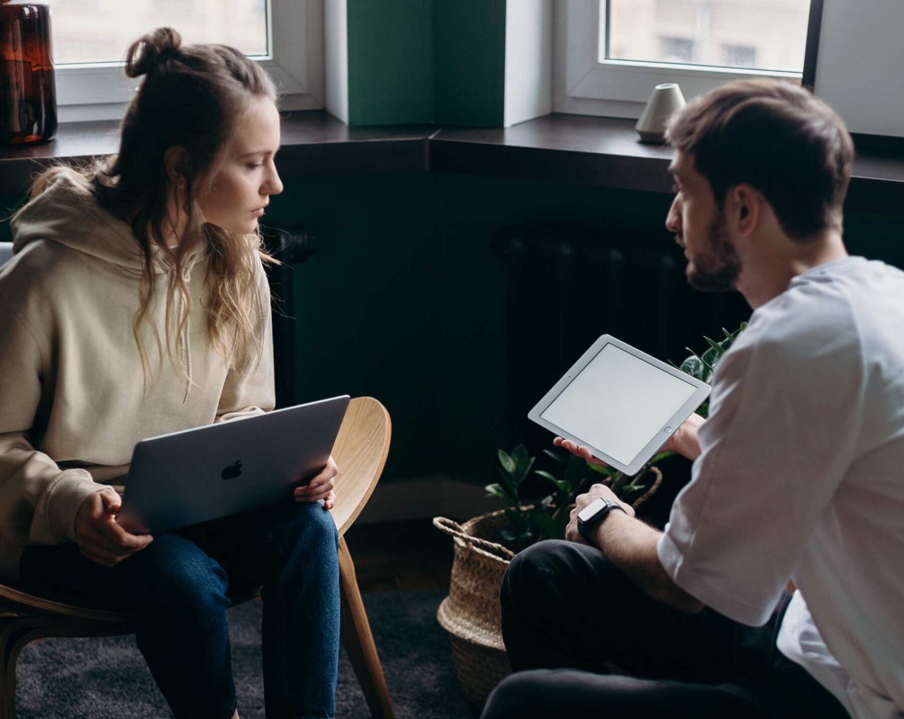 Llega a España el 'Living Apart Together': la moda que lo cambia todo en las relaciones de pareja