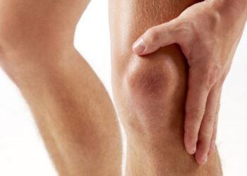 Este es el motivo real por el que te duelen las rodillas y no es lo que tu piensas