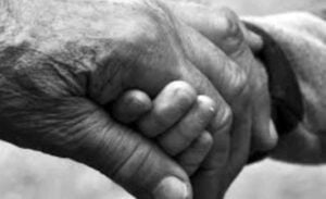 Ni temblores ni pérdidas de memoria: los 2 primeros síntomas de párkinson según un neurólogo