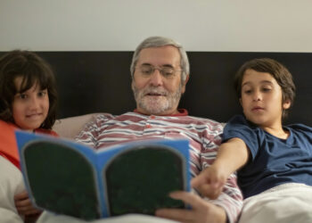 Abuelos, nietos, infancia, libro, vejez