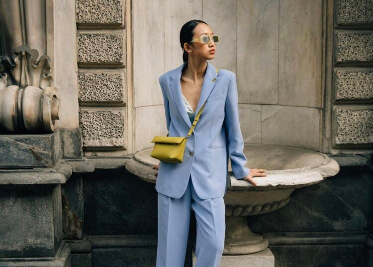 Mujer, bolso, psicología