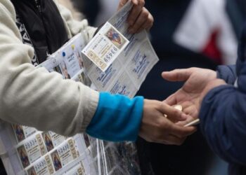 Psicología, Lotería de Navidad