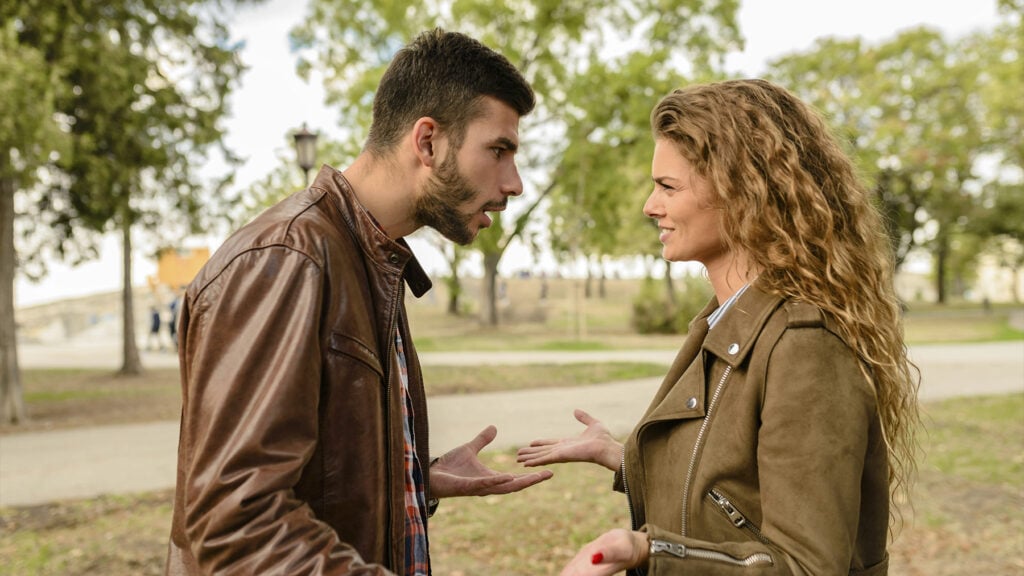 Discusión, pareja, charla, conversación