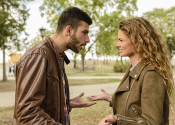 Discusión, pareja, charla, conversación