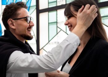 Psicología, atracción, personas cariñosas