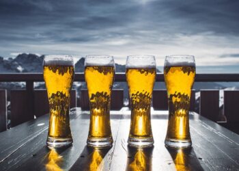 Adiós a la tripa cervecera: el truco de un endocrino para beber cerveza sin engordar