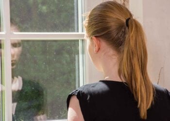 Las vitaminas más efectivas contra la caída del cabello, según una farmacéutica