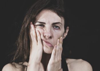 Uso de la Inteligencia artificial en psicología, la IA piensa que eres ansiosa si llegas pronto a todas partes, Qué dice ChatGPT sobre llegar pronto a todos los sitios.