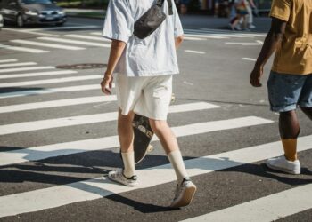 Jóvenes, caminar, calles
