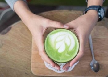 Zoa Luengo, experta en nutrición: El té matcha no provoca anemia, pero hay que saber hacerlo