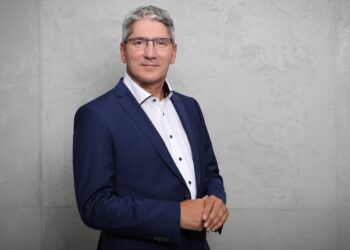 reglas de oro de las personas fuertes mentalmente, características psicológicas de las personas con fortaleza mental, mentalidad espartana según los psicólogos.