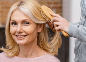 Corte de pelo, mujeres, belleza
