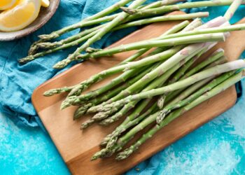 El aviso de los nutricionistas a la gente que come espárragos: "Se prohibirán..."
