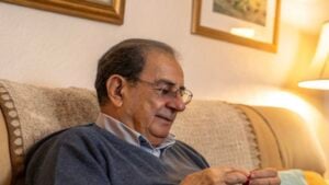 Ni crucigramas ni sudokus: el pasatiempo que expertos recomiendan a mayores de 65 para estimular la memoria