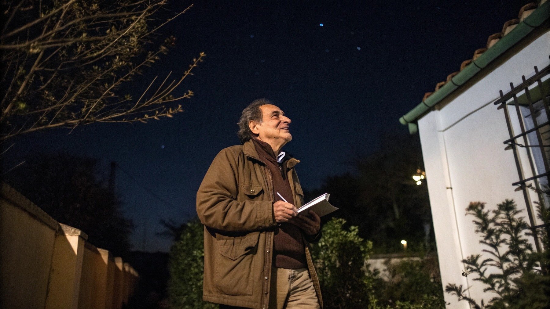 Hombre en su jardín, hombre, pasatiempos