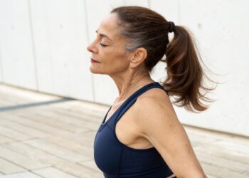 Mujer, ejercicio, entrenamiento