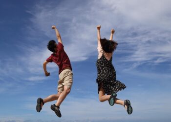 El hábito diario de las personas más felices, qué tienen en común las personas que son más felices, psicología explica el secreto de la felicidad.