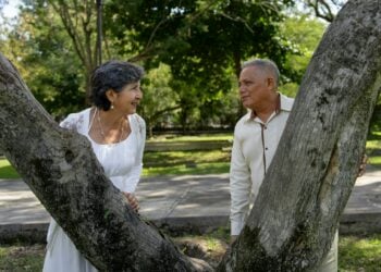 Olvídate del cansancio: la vitamina 'milagrosa' que te devuelve la energía a los 50 y que casi nadie conoce