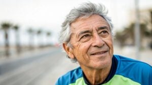 Este es el mejor equipamiento para personas mayores de 65 años con movilidad reducida, según los expertos