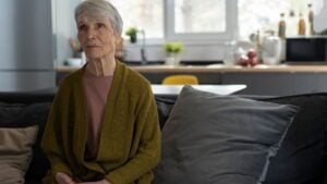La razón por la que los jubilados prefieren vivir solos aunque sean mayores, según un estudio sociológico