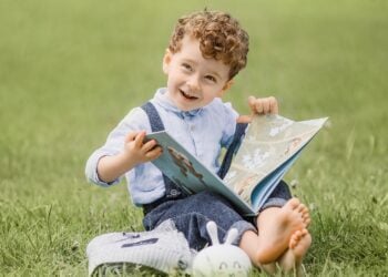 El hábito que deberíamos tener con los niños, cómo desarrollar la inteligencia de los niños, truco para que los hijos sean más inteligentes, ventajas de leer cuentos con tus hijos.