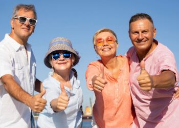 Color de ropa, jubilados, psicología