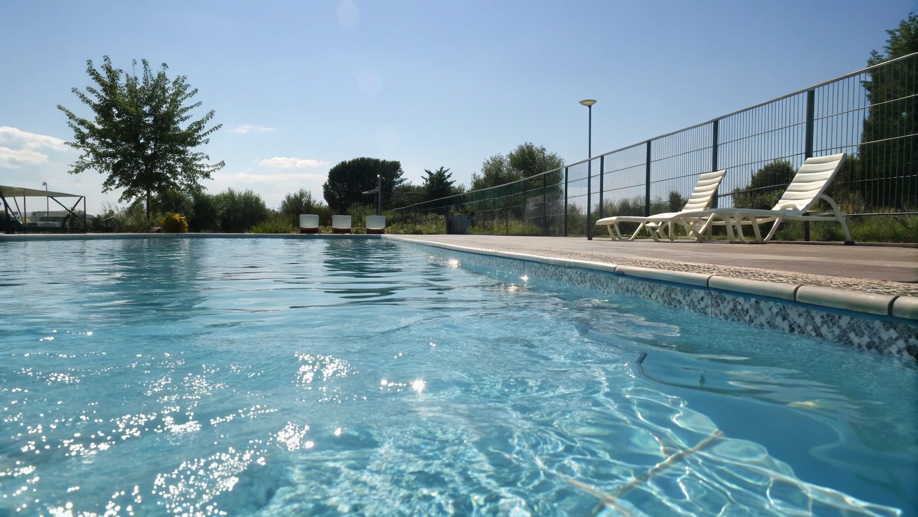 Piscina, verano, sol