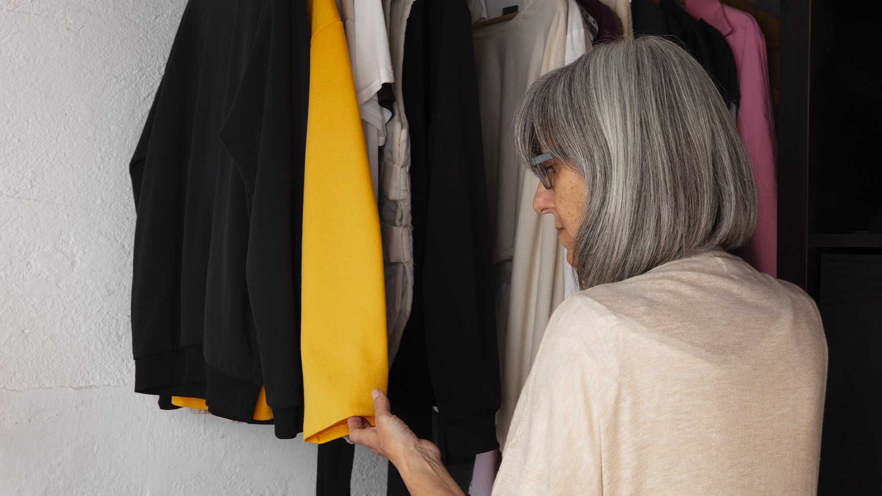 adultos mayores de 65 años