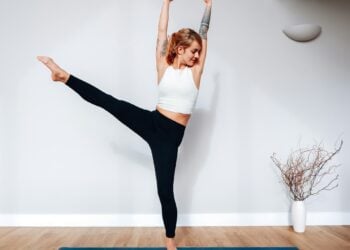 Ni yoga ni pilates: éste es el deporte más terapéutico para los mayores de 60 años para la cuesta de septiembre