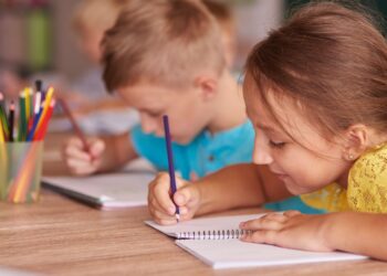 Asignatura escolar, niños, psicología