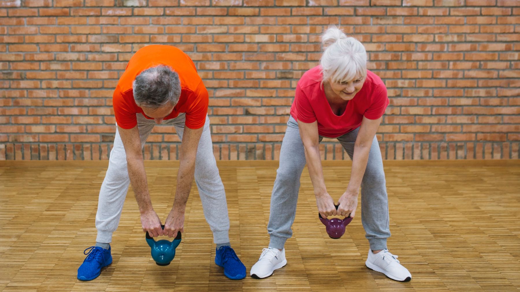 Deporte, ejercicio, entrenamiento, actividad física, personas mayores