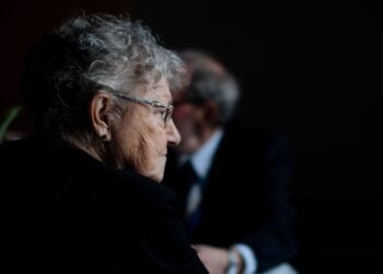 Por qué las personas mayores de 70 años son más irritables, enfados en personas de la tercera edad, personas mayores y enfados, irritabilidad en jubilados, tercera edad y deterioro cognitivo.