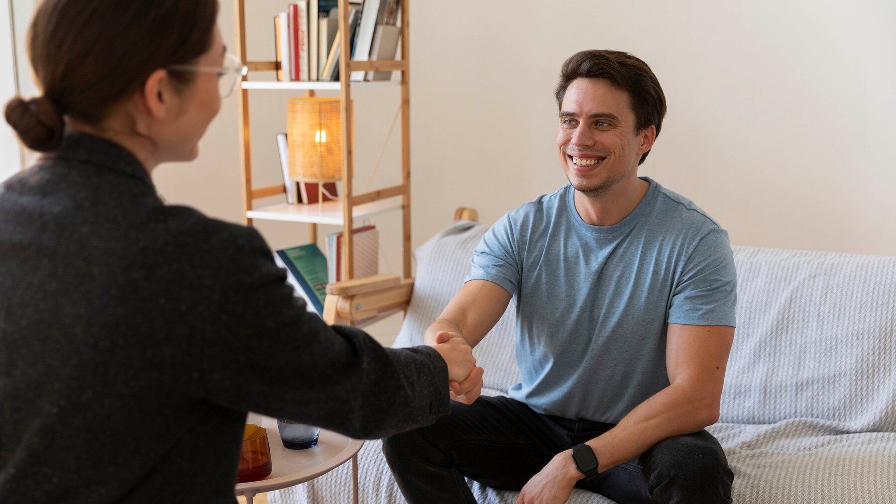 Problema común de las personas con alto coeficiente intelectual, personas más propensas a tener problemas de salud mental según los psicólogos, altas capacidades y enfermedades mentales, TDAH y superdotados, inteligencia y psicología, problemas de ser muy inteligentes.