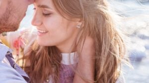 Los expertos en bodas lo confirman: el 41% de los matrimonios españoles se conocieron durante el verano