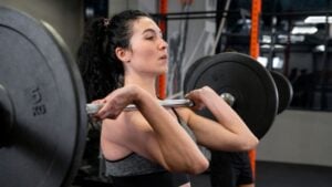 «Si te falta musculatura, puedes perfectamente ganar fuerza entrenando 5 minutos al día en casa»