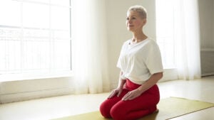 Todos salen a dar un paseo, pero pocos mayores de 65 años realizan este sencillo ejercicio de relajación en España