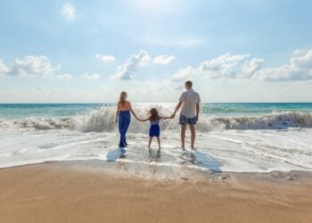 Crianza respetuosa en hijos, frases que no debes decir cuando tus hijos juegan, fomentar el juego en niños y crianza respetuosa.