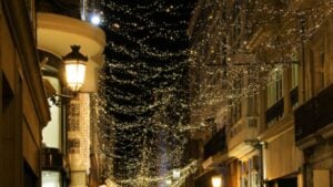 Lo dice la ciencia: por qué las luces de Navidad nos hacen felices