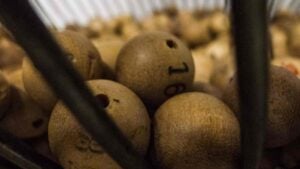 Los motivos por los que hay gente que jamás compra Lotería de Navidad, según los psicólogos