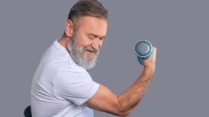 Soy entrenadora de fitness y recomiendo este ejercicio a los mayores de 60 años que quieran ganar músculo