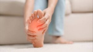 Los podólogos lo ven a diario: 7 cambios en los pies que nunca deberías pasar por alto