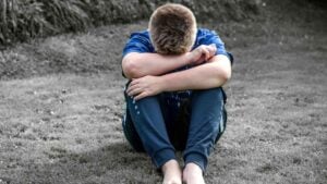 La frase positiva de 8 palabras que sirve para calmar a un niño en segundos: lo dicen los psicólogos