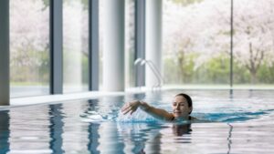 Ni bici ni paseos: el ejercicio recomendado por los expertos esta primavera si tienes síntomas alérgicos