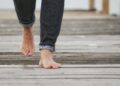 Los podólogos sobre andar descalzo en casa: "Las plantas de los pies tienen más terminaciones nerviosas sensoriales que otra parte del cuerpo"