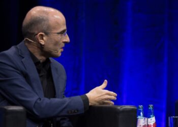 Yuval Noah Harari (Frankfurter Buchmesse 2024). Foto: Martin Kraft, CC BY-SA 4.0, via Wikimedia Commons