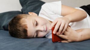 La Organización Mundial de la Salud alerta y pide medidas: el 81% de los niños de 11 a 17 años no hace actividad física