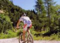 Qué es mejor para tu cuerpo andar o montar en bicicleta: la ciencia confirma la respuesta