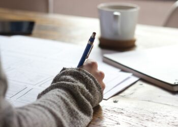 La forma en la que escribes puede revelar que estás enfermo antes de que te des cuenta, según la psicología