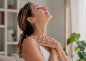 Mujer, deporte, cuello, ejercicio